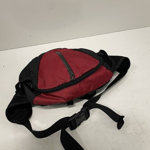 Victorinox Swiss Army Black Waist Pack Belt Travel Bag Multiple Compartments 10" - Picture 2 of 6